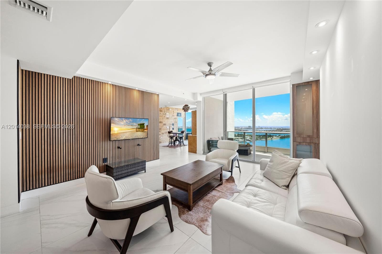 900 Biscayne Blvd # 4202, Miami FL 33132 — 29