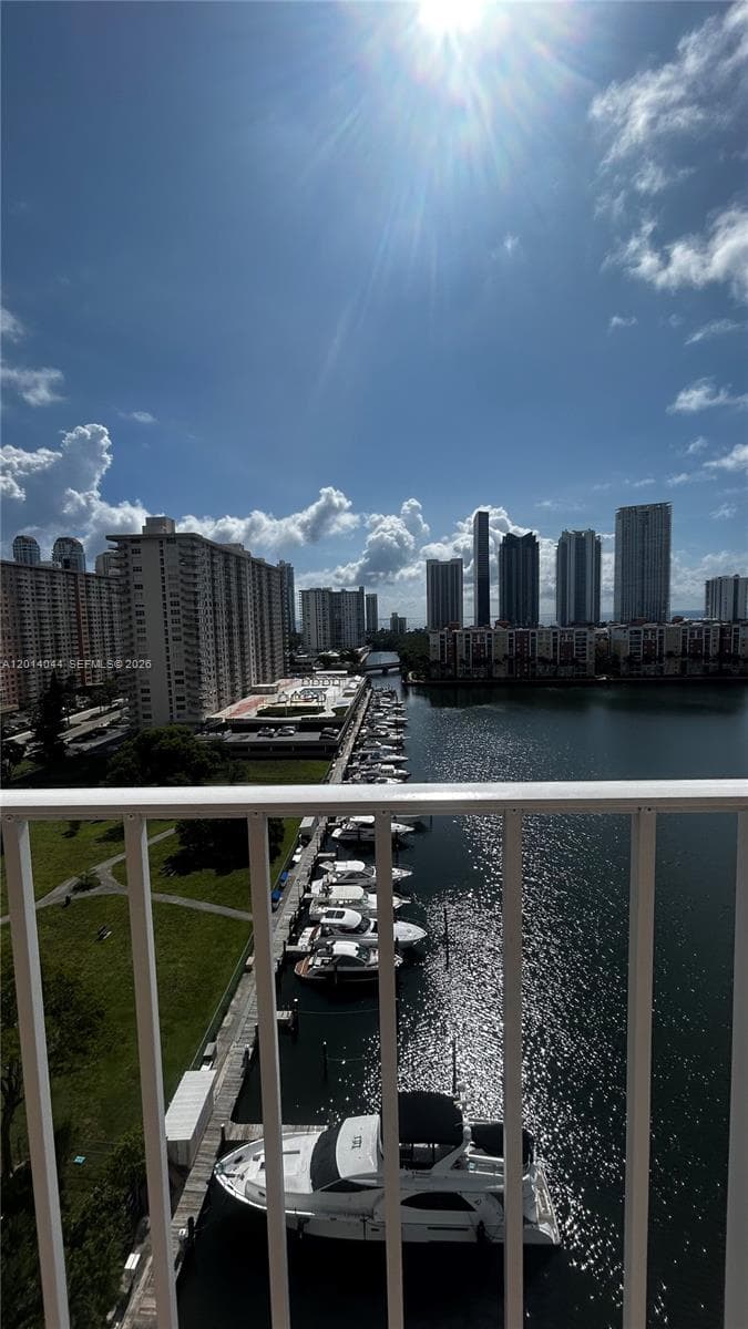 290 174 ST # 1519, Sunny Isles Beach FL 33160 — 5