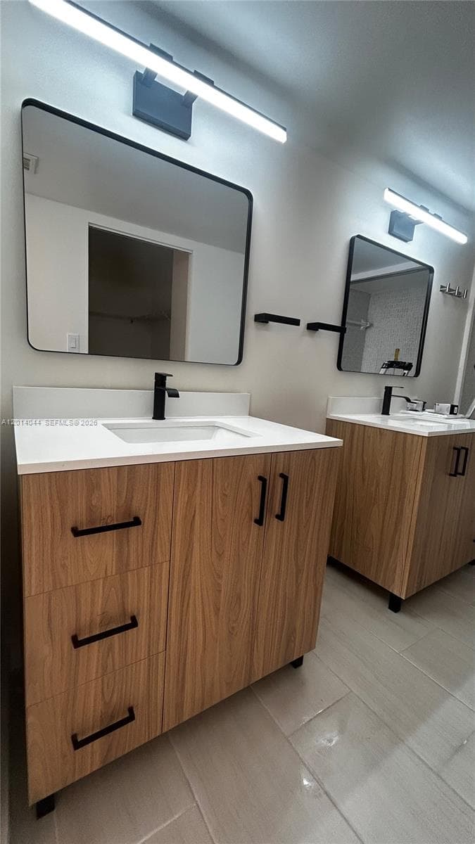 290 174 ST # 1519, Sunny Isles Beach FL 33160 — 8
