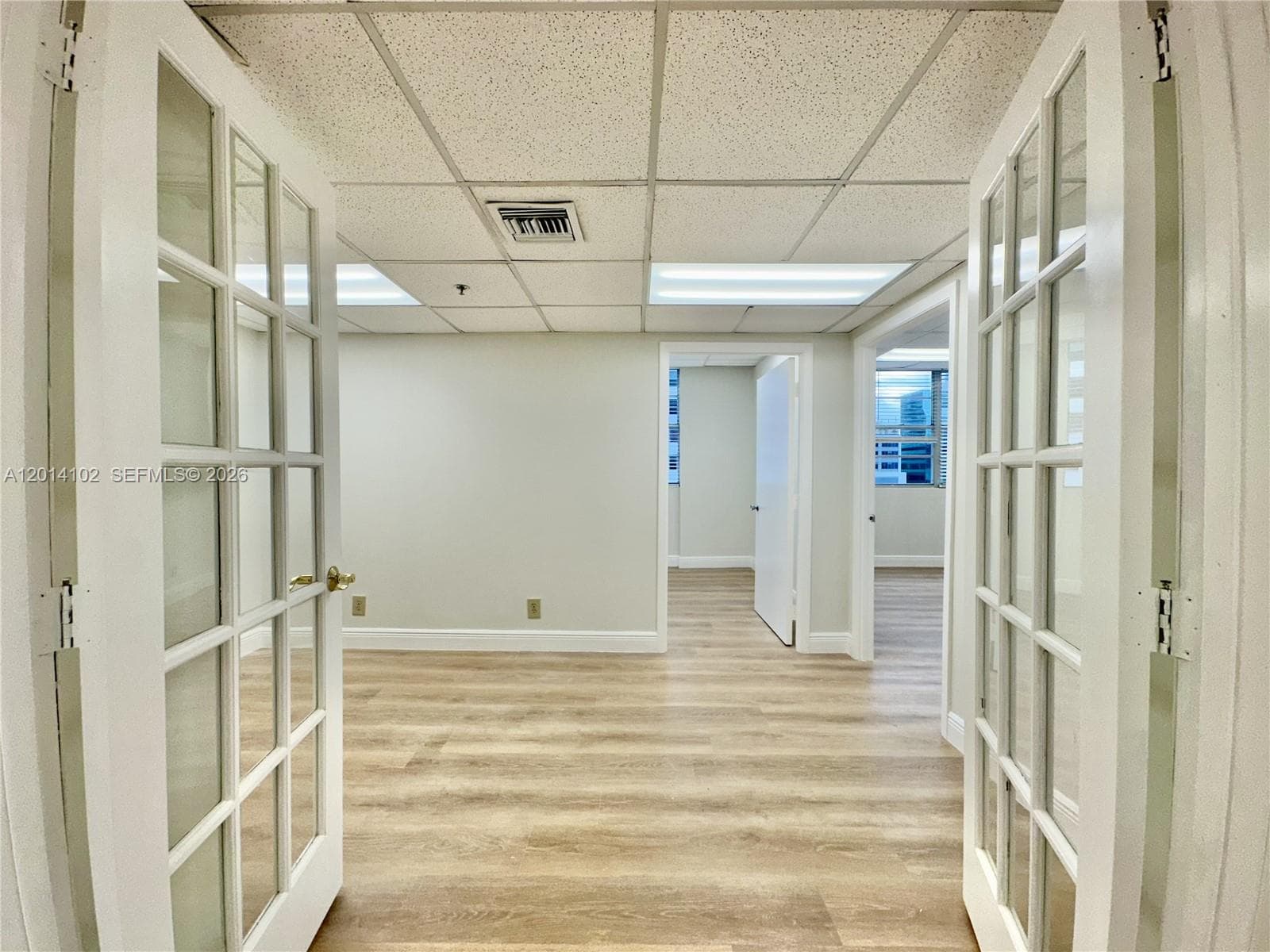 825 Brickell Bay Dr # 1751, Miami FL 33131 — 11