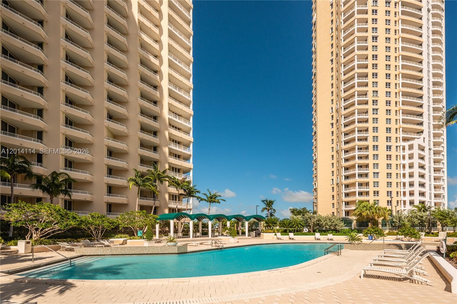 888 Brickell Key Dr # 211, Miami FL 33131 — 2