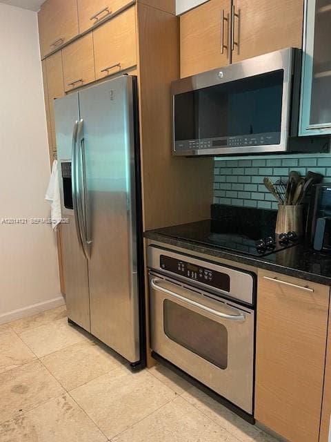 31 SE 5th St # 303, Miami FL 33131 — 16