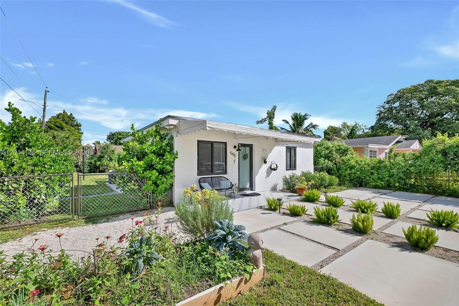595 NW 101st St, Miami FL 33150 — 2