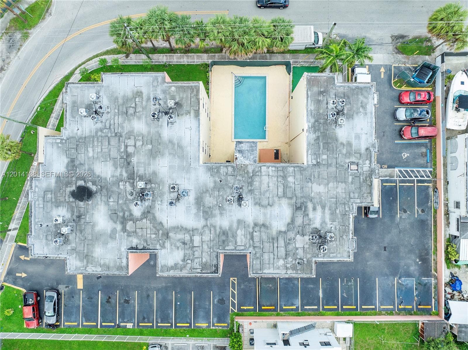 2400 NW 16th St Rd, Miami FL 33125 — 46