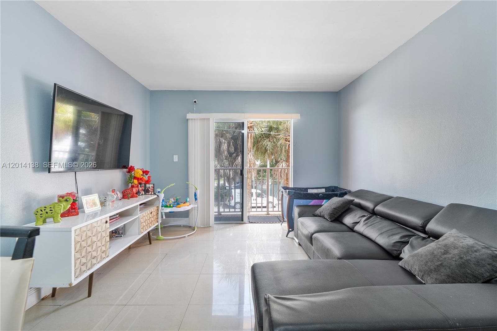 2400 NW 16th St Rd, Miami FL 33125 — 43