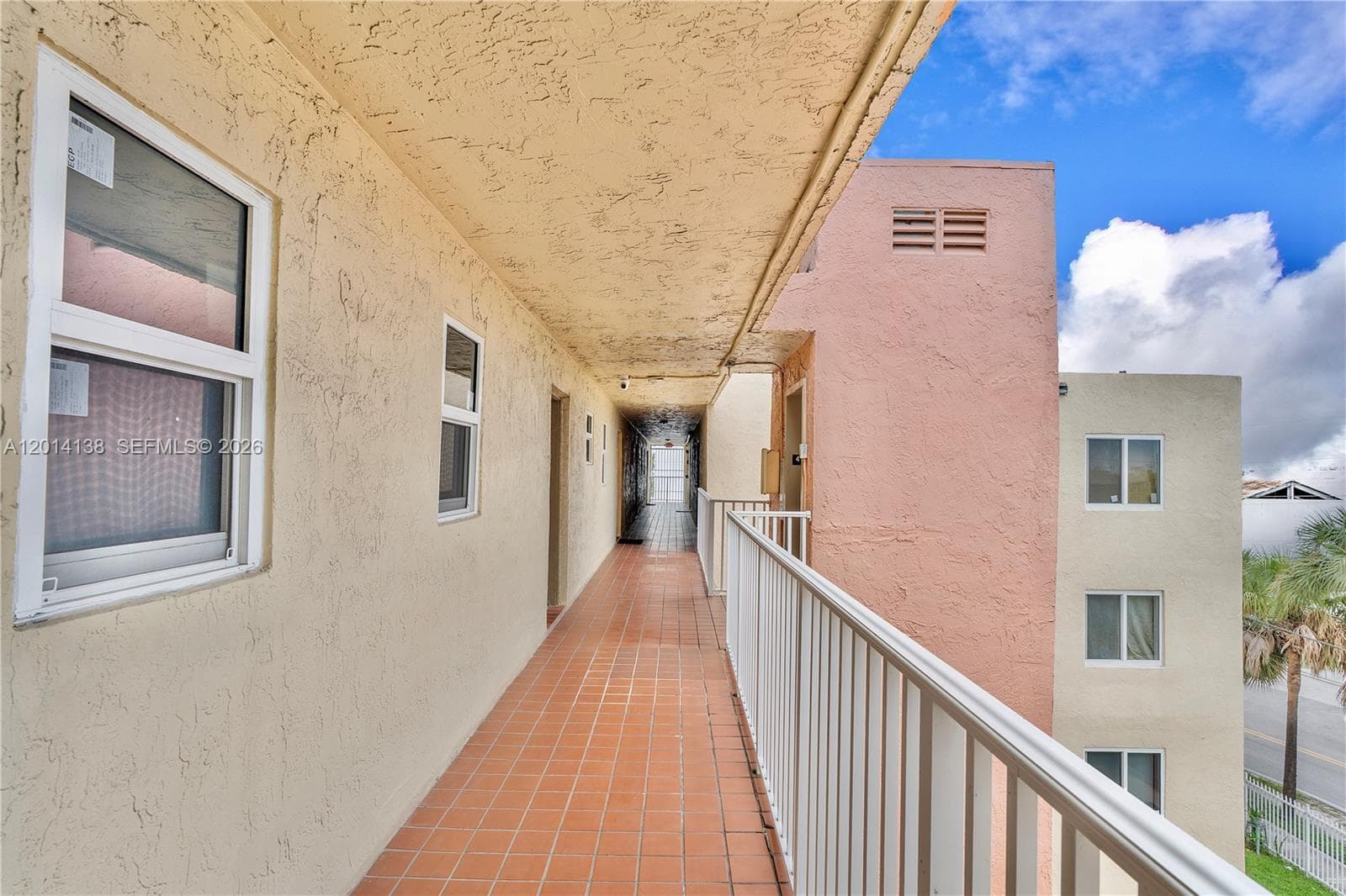 2400 NW 16th St Rd, Miami FL 33125 — 33