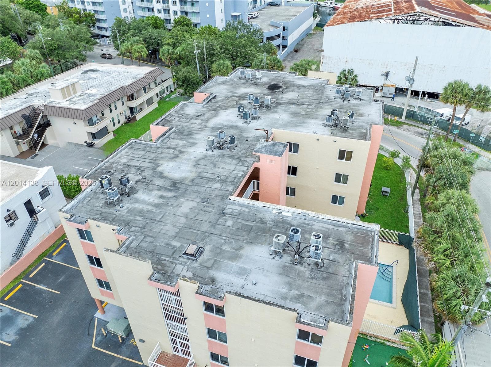 2400 NW 16th St Rd, Miami FL 33125 — 45