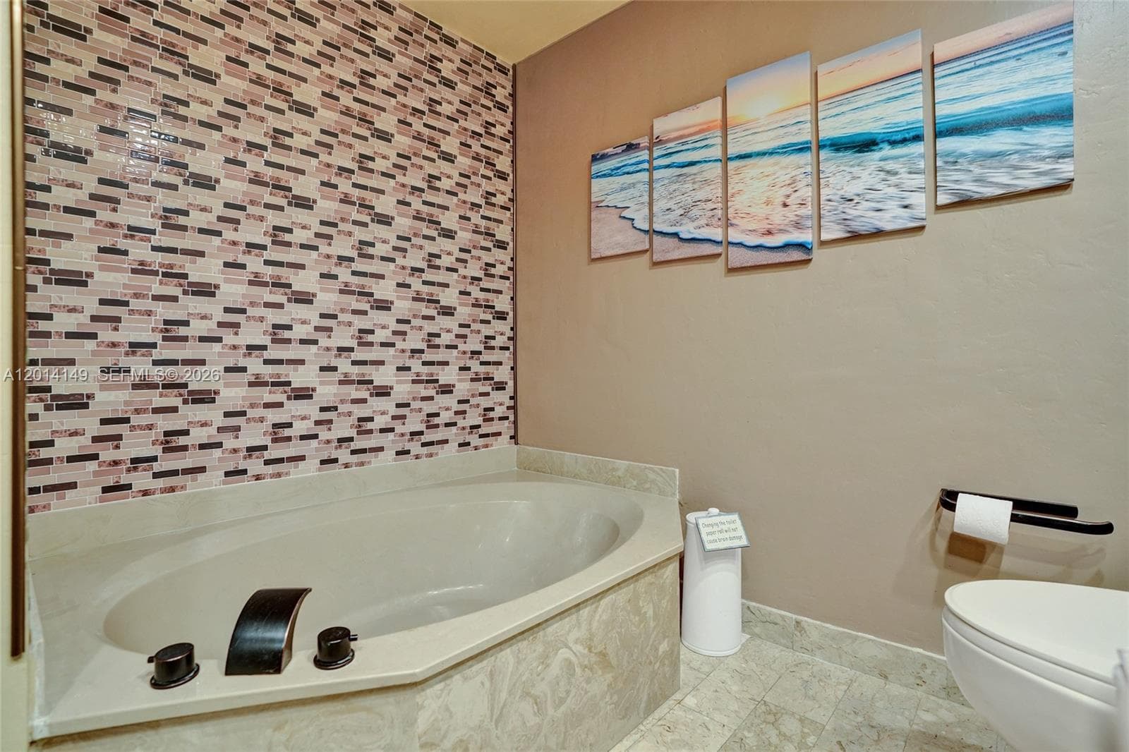11113 Biscayne Blvd # 1156, Miami FL 33181 — 27