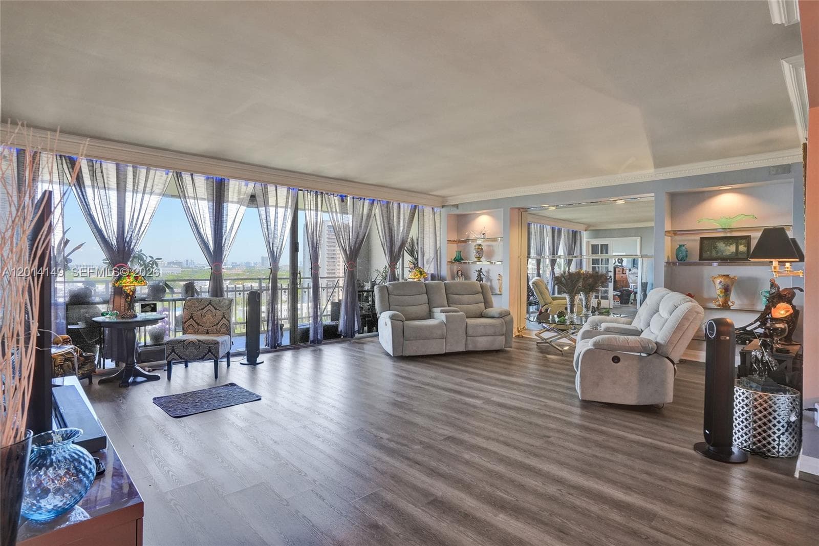 11113 Biscayne Blvd # 1156, Miami FL 33181 — 25