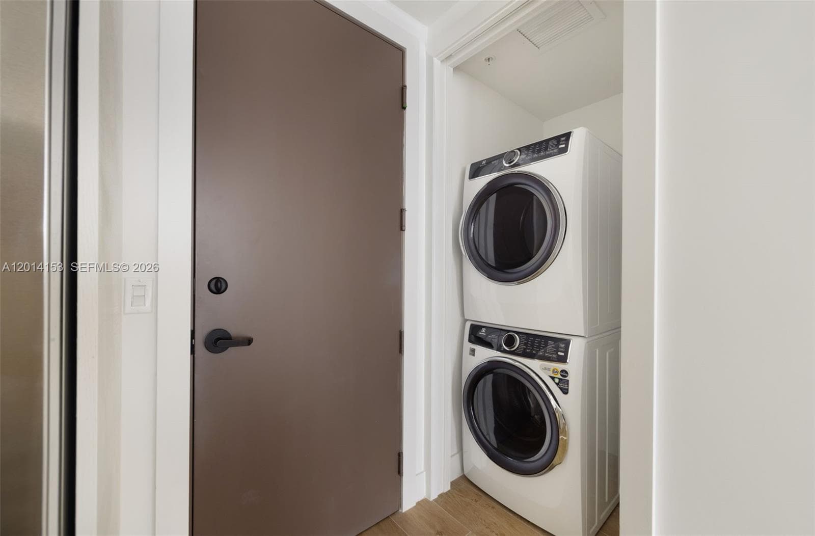 3034 Oak Ave # 208, Miami FL 33133 — 77
