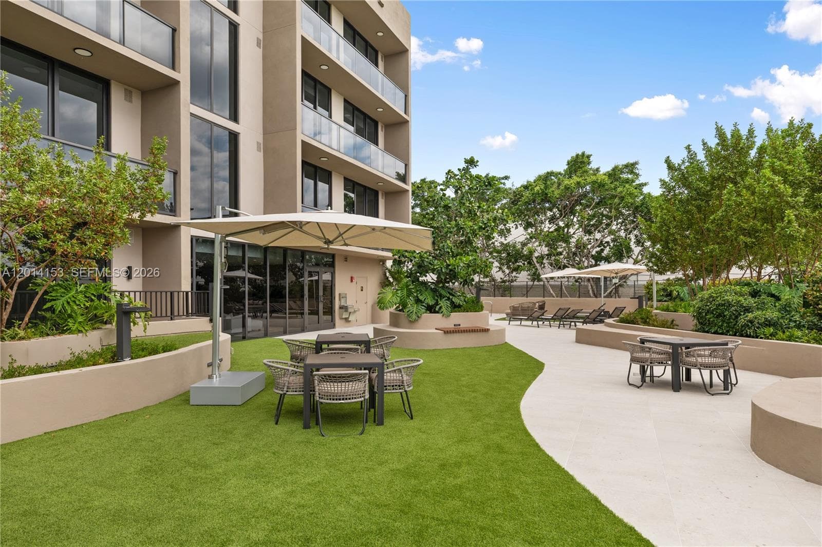 3034 Oak Ave # 208, Miami FL 33133 — 37