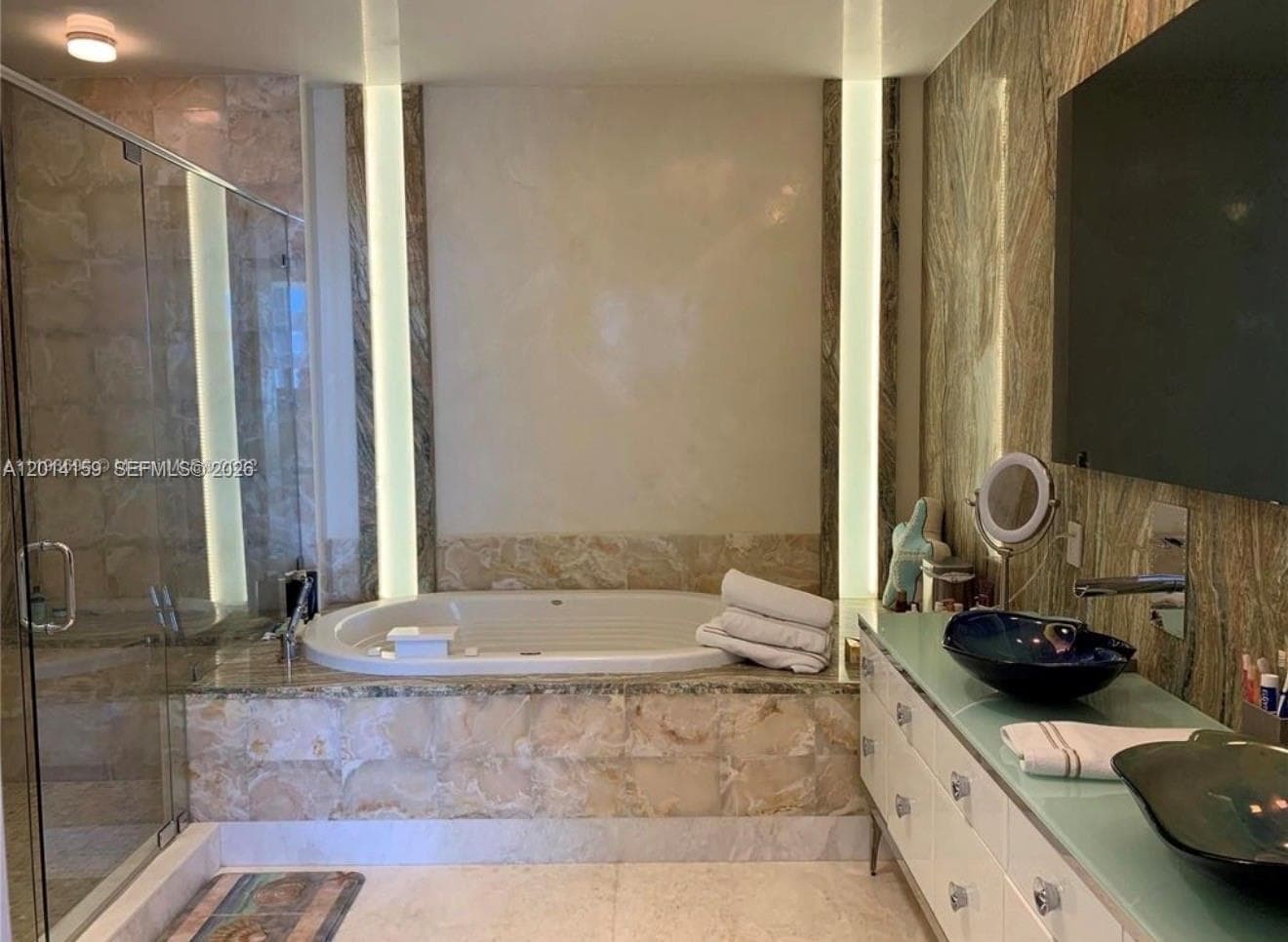 15901 Collins Ave # 4107, Sunny Isles Beach FL 33160 — 23