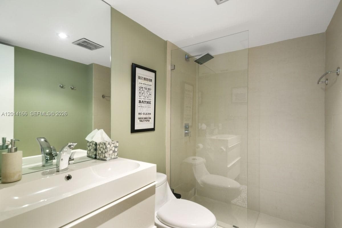 232 Sea View Dr # 108, Key Biscayne FL 33149 — 23