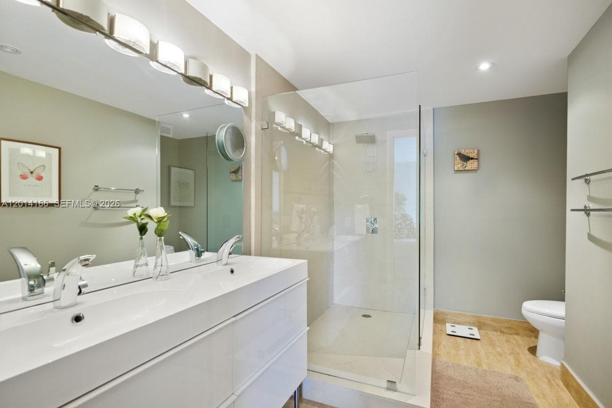 232 Sea View Dr # 108, Key Biscayne FL 33149 — 21