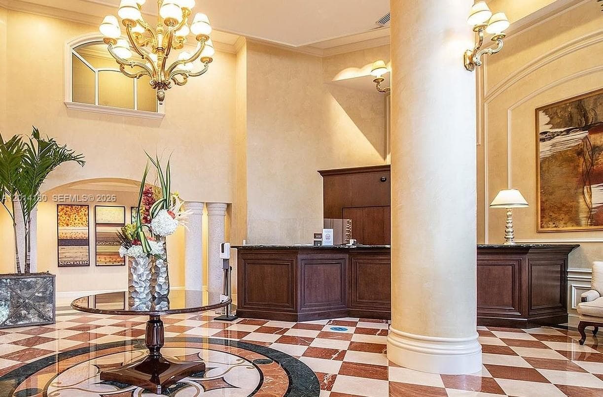 20000 E Country Club Dr # 1001, Aventura FL 33180 — 25