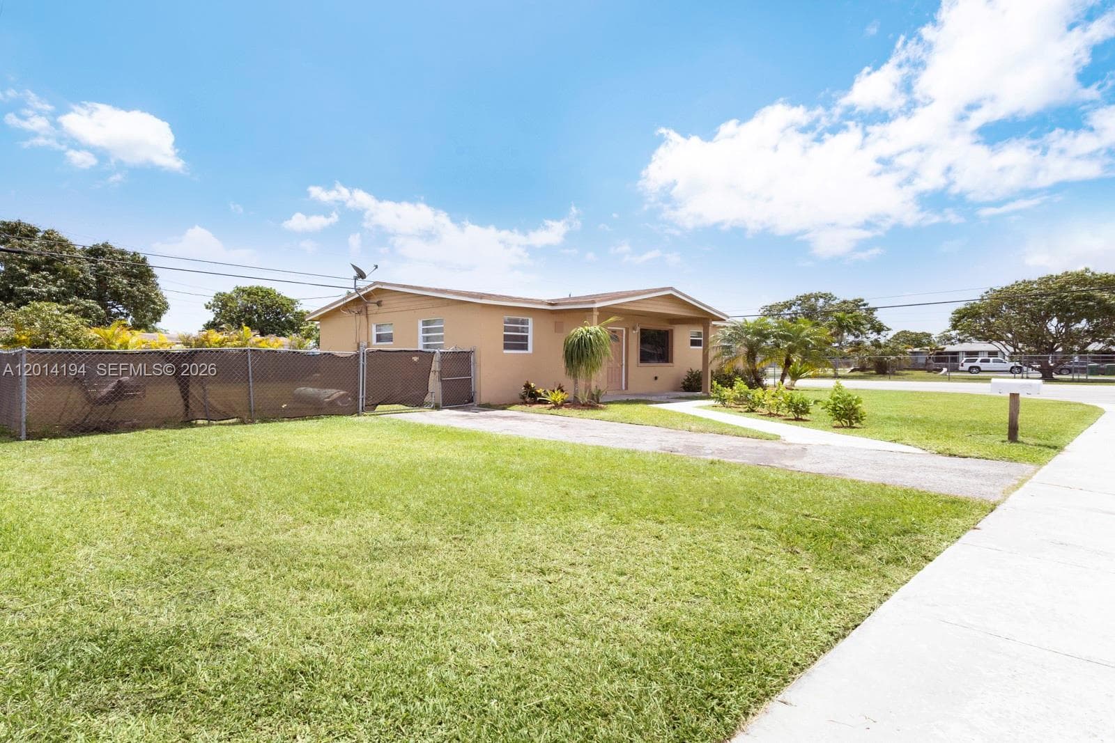 22345 SW 118th Ct, Miami FL 33170 — 2