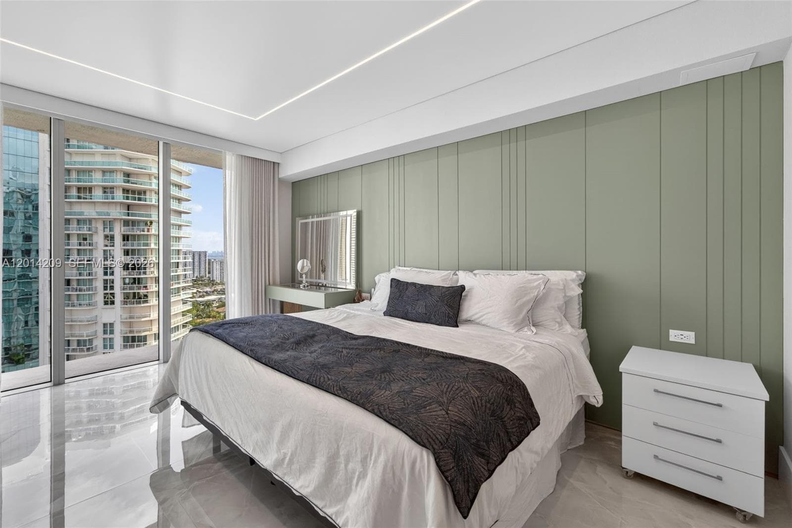 300 Sunny Isles Blvd # 1902, Sunny Isles Beach FL 33160 — 22