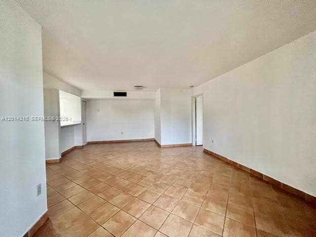 10755 SW 108th Ave # 302, Miami FL 33176 — 6