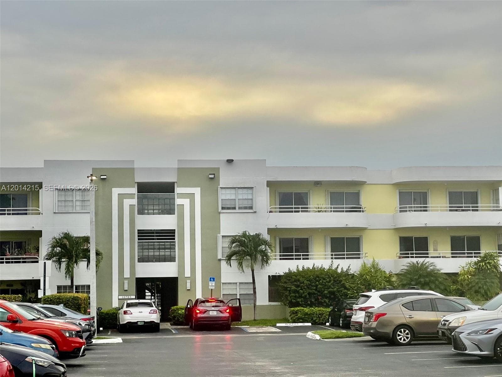 10755 SW 108th Ave # 302, Miami FL 33176 — 1