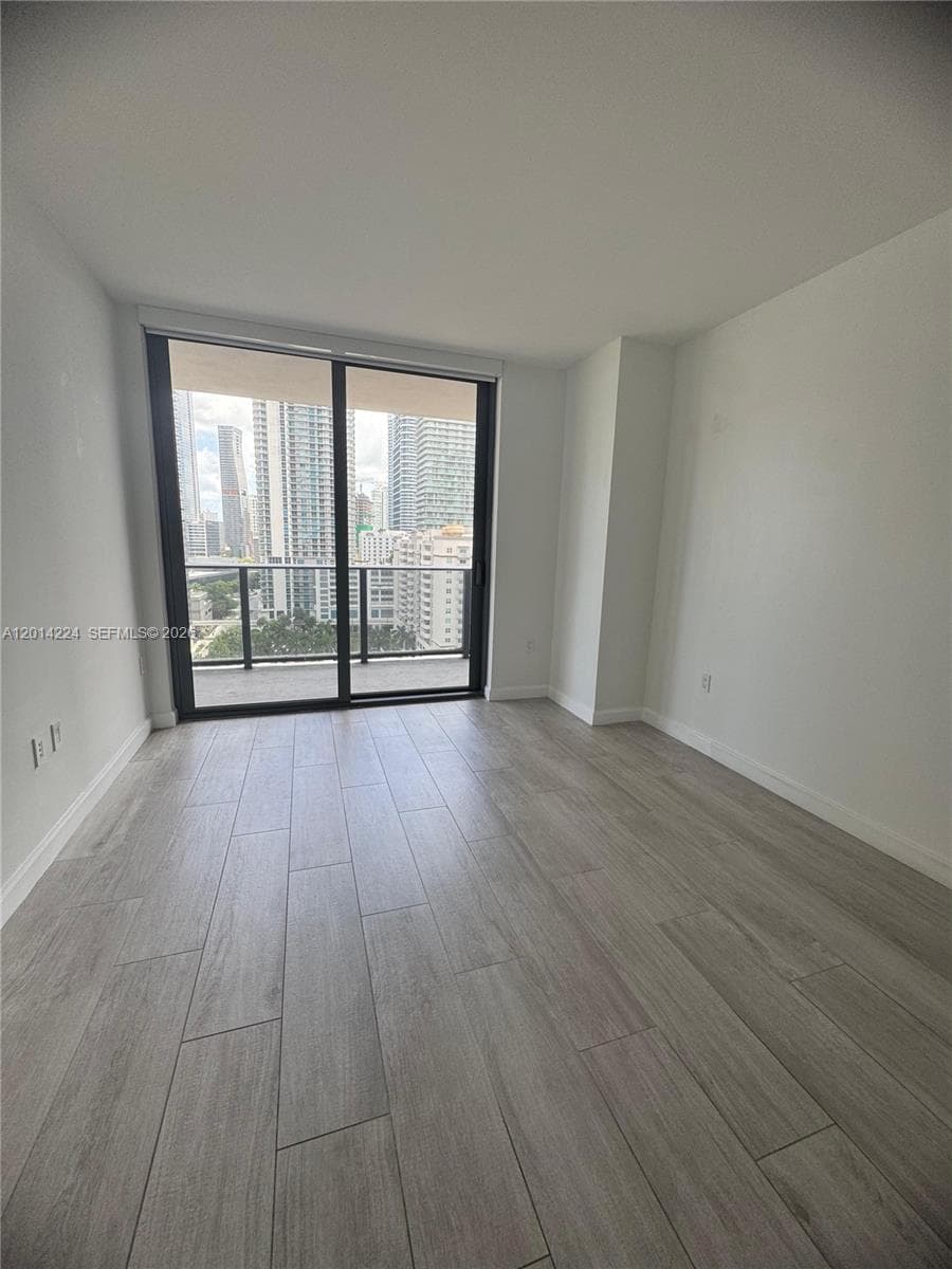 45 SW 9th St # 1104, Miami FL 33130 — 5