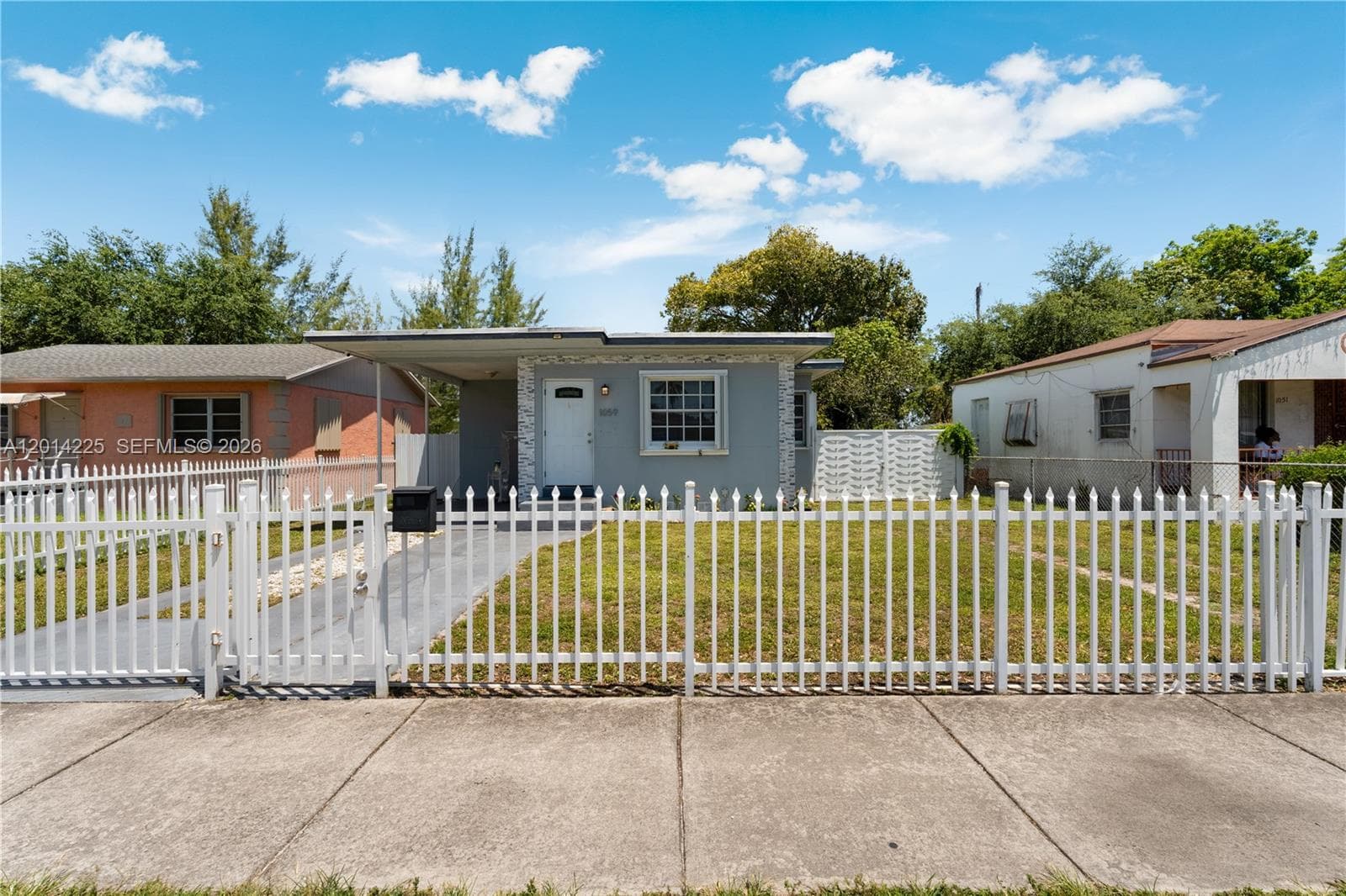 1059 NW 77th St, Miami FL 33150 — 17