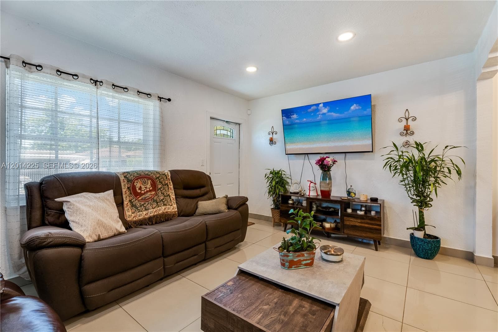 1059 NW 77th St, Miami FL 33150 — 16
