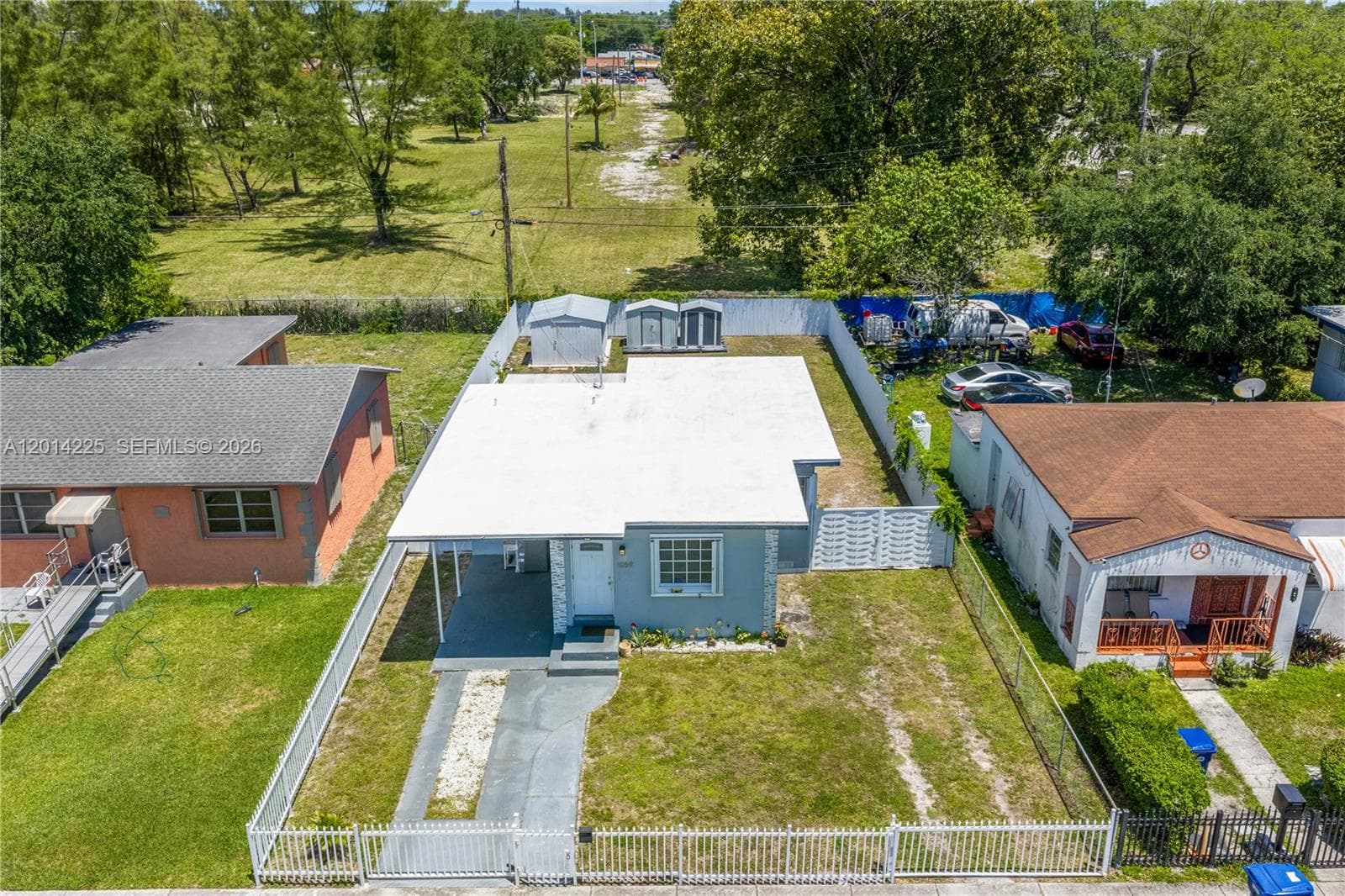 1059 NW 77th St, Miami FL 33150 — 20