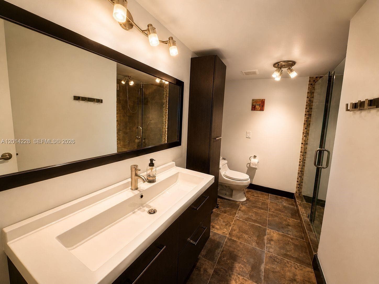 21075 NE 34th Ave # 2, Aventura FL 33180 — 8