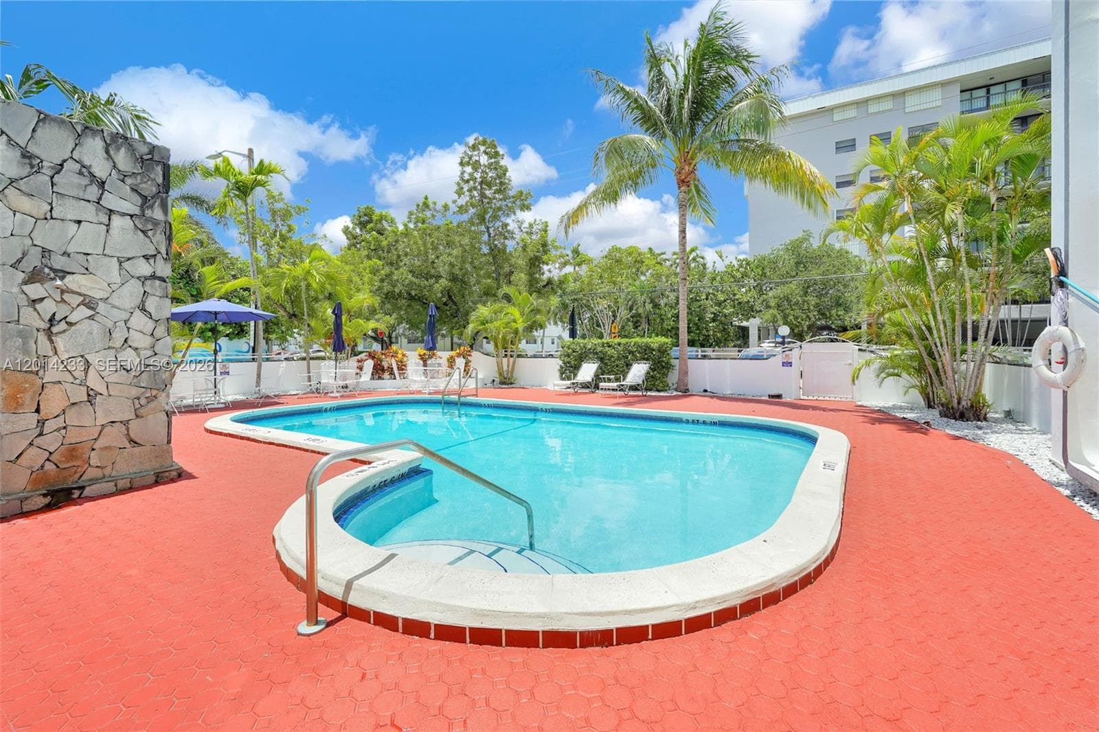 1075 93rd St # 207, Bay Harbor Islands FL 33154 — 3