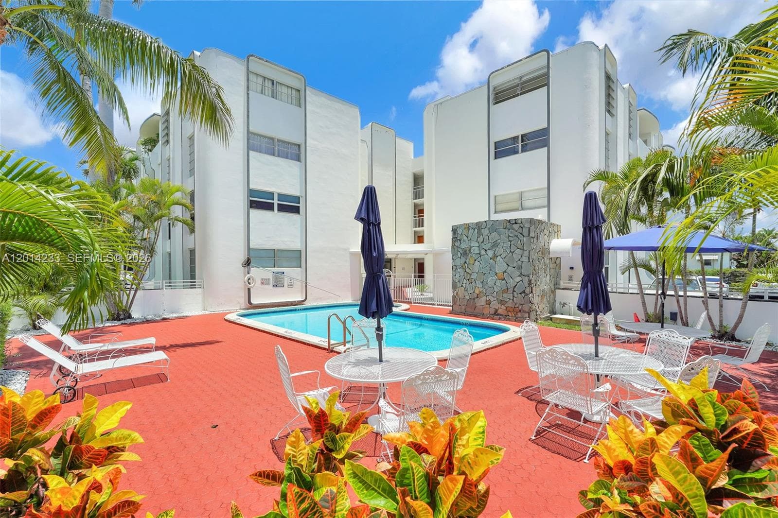 1075 93rd St # 207, Bay Harbor Islands FL 33154 — 4
