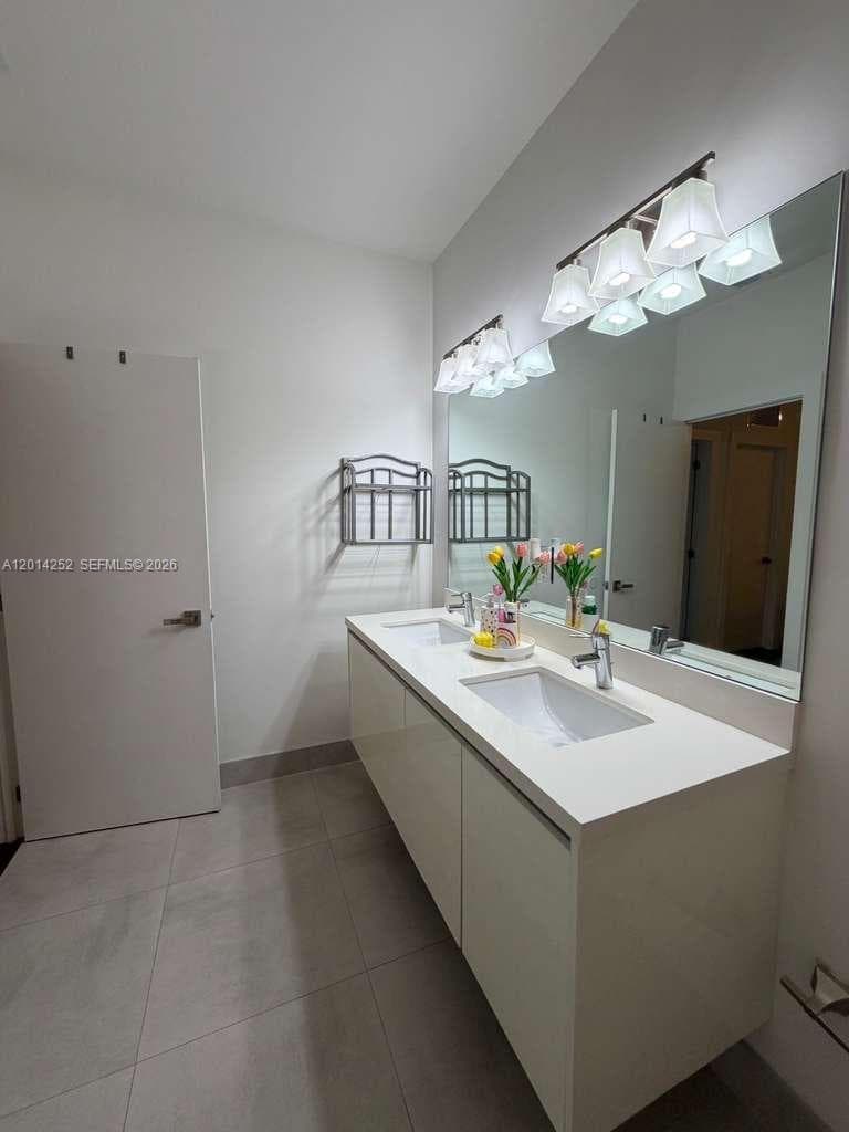 7187 NW 103 PATH # 7187, Miami FL 33178 — 26