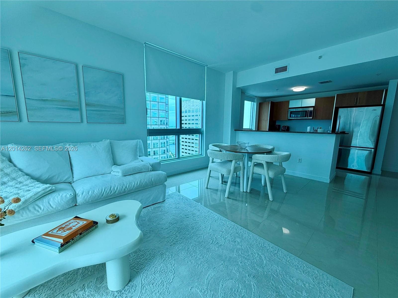 300 S Biscayne Blvd # 3701, Miami FL 33131 — 1