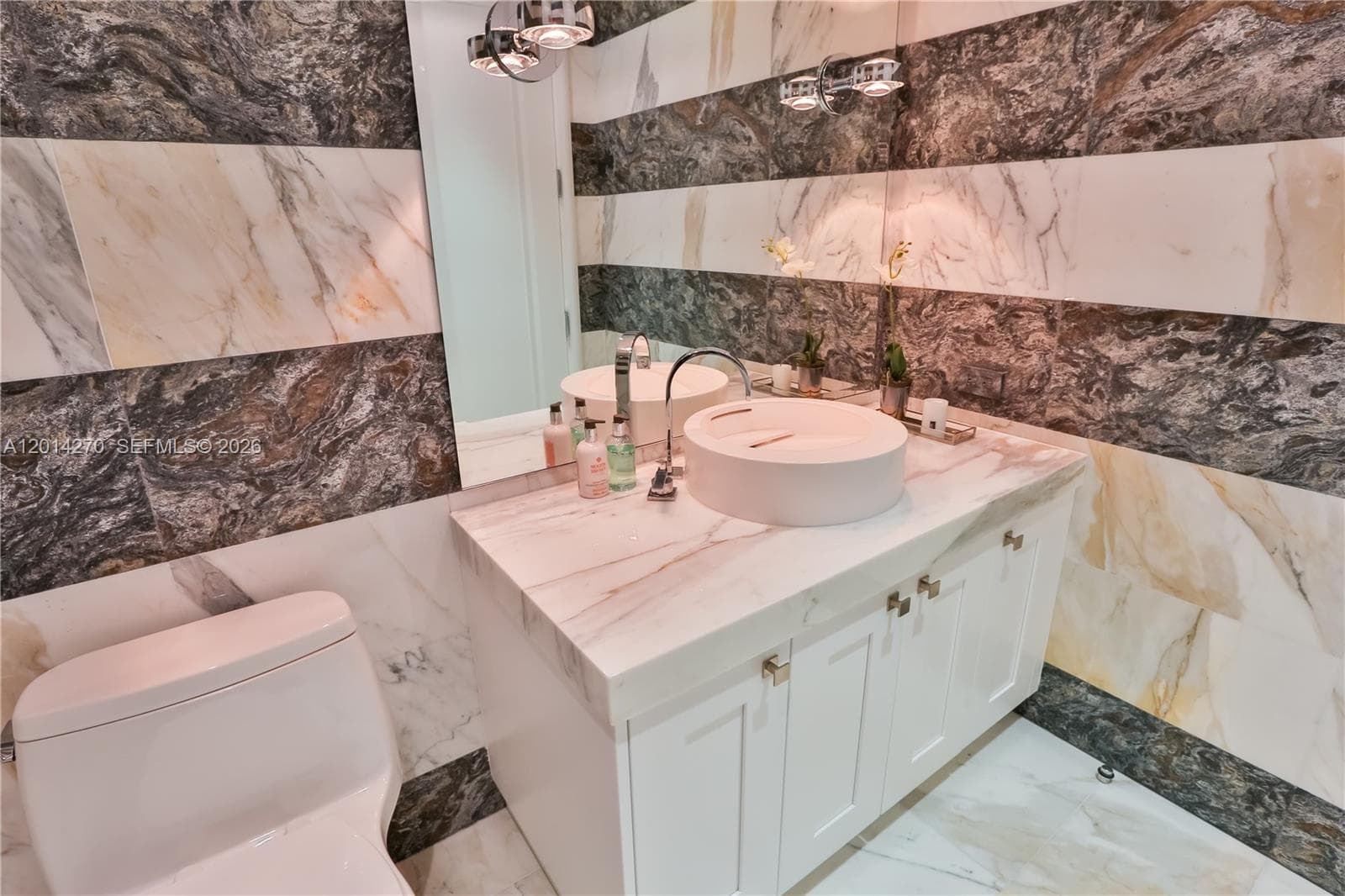 17749 Collins Ave # 2801, Sunny Isles Beach FL 33160 — 19