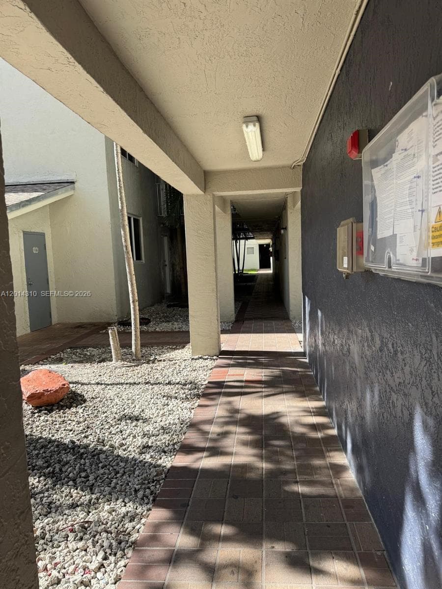 10090 NW 80th Ct # 1361, Hialeah Gardens FL 33016 — 2