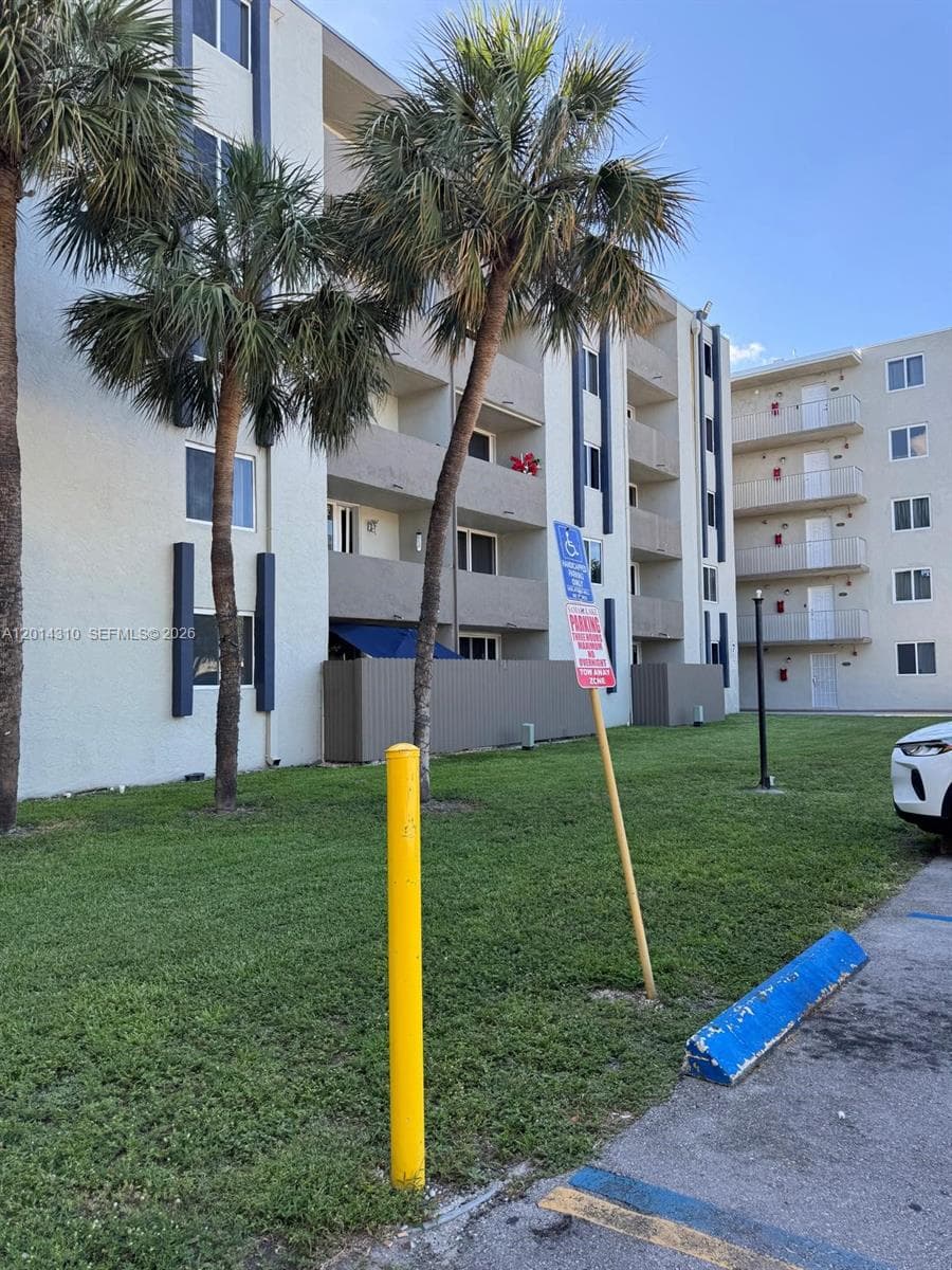 10090 NW 80th Ct # 1361, Hialeah Gardens FL 33016 — 1