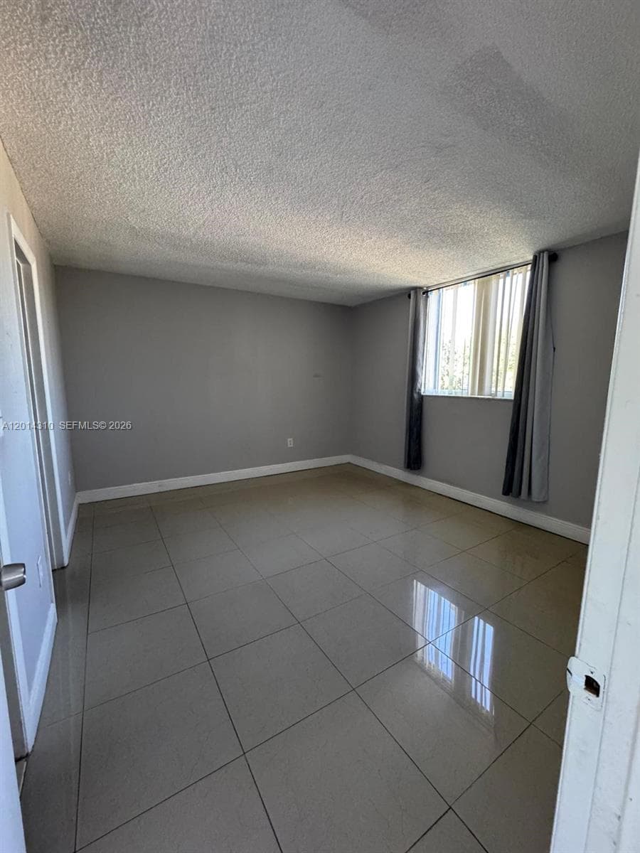 10090 NW 80th Ct # 1361, Hialeah Gardens FL 33016 — 11
