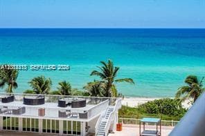5401 Collins Ave # 932, Miami Beach FL 33140 — 16
