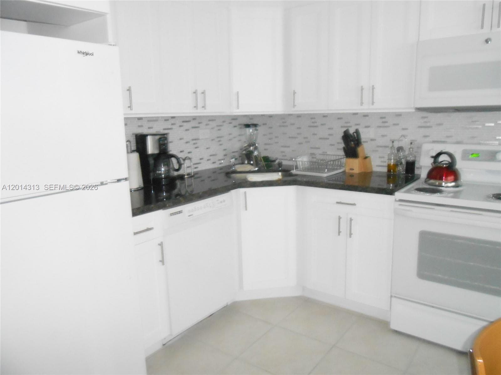 5401 Collins Ave # 932, Miami Beach FL 33140 — 9