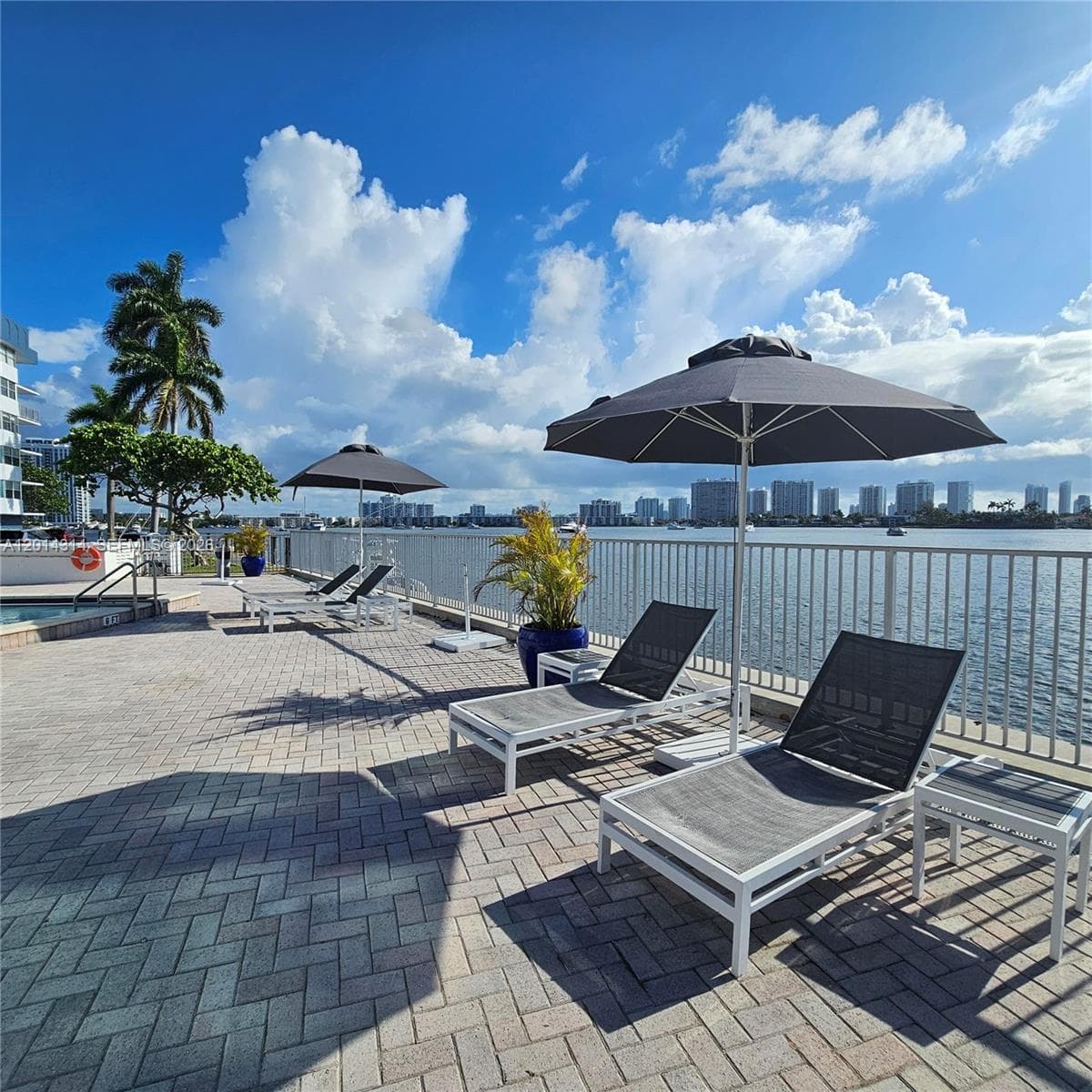16546 NE 26th Ave # 5H, North Miami Beach FL 33160 — 17