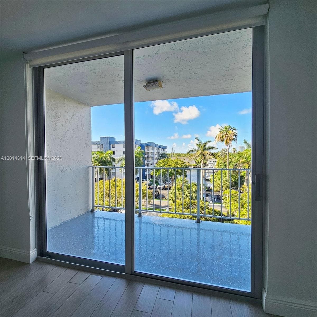 16546 NE 26th Ave # 5H, North Miami Beach FL 33160 — 5