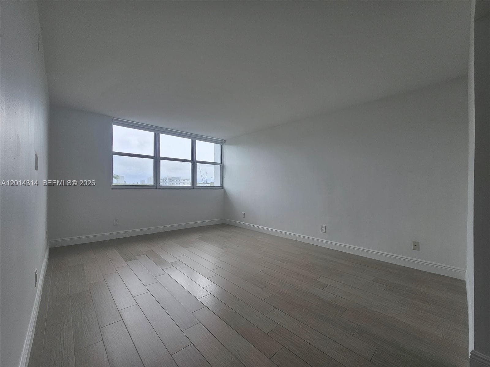 16546 NE 26th Ave # 5H, North Miami Beach FL 33160 — 10