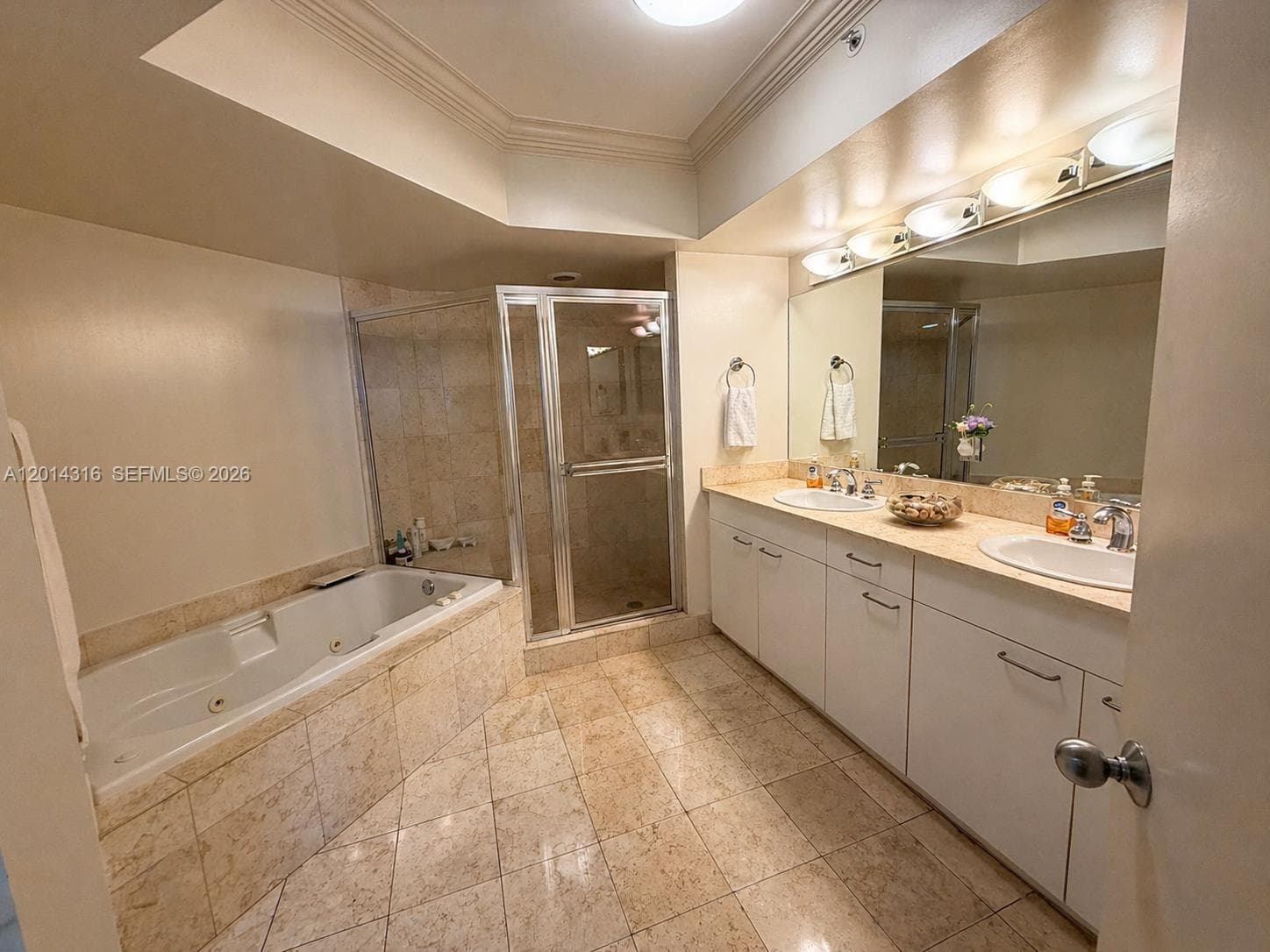 21055 Yacht Club Dr # 2403, Aventura FL 33180 — 13