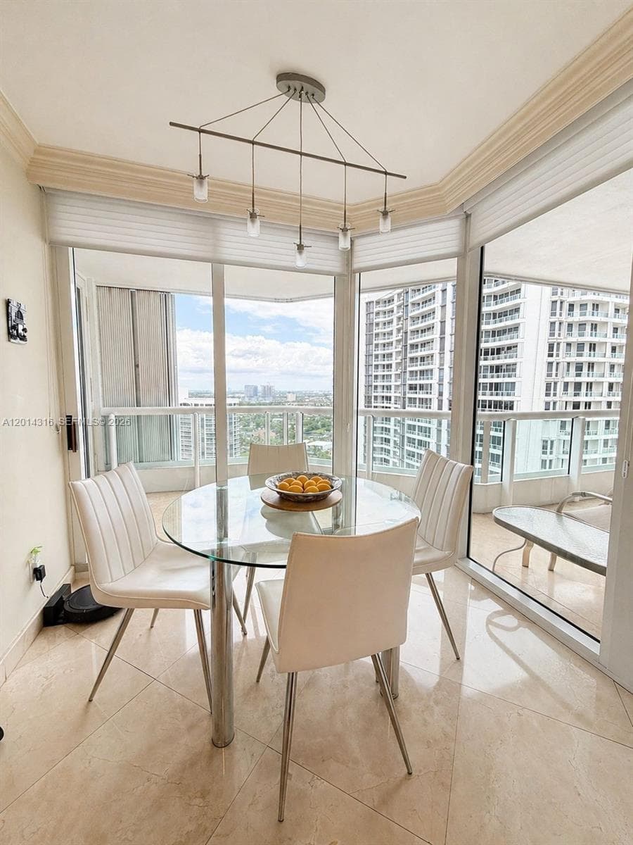 21055 Yacht Club Dr # 2403, Aventura FL 33180 — 17