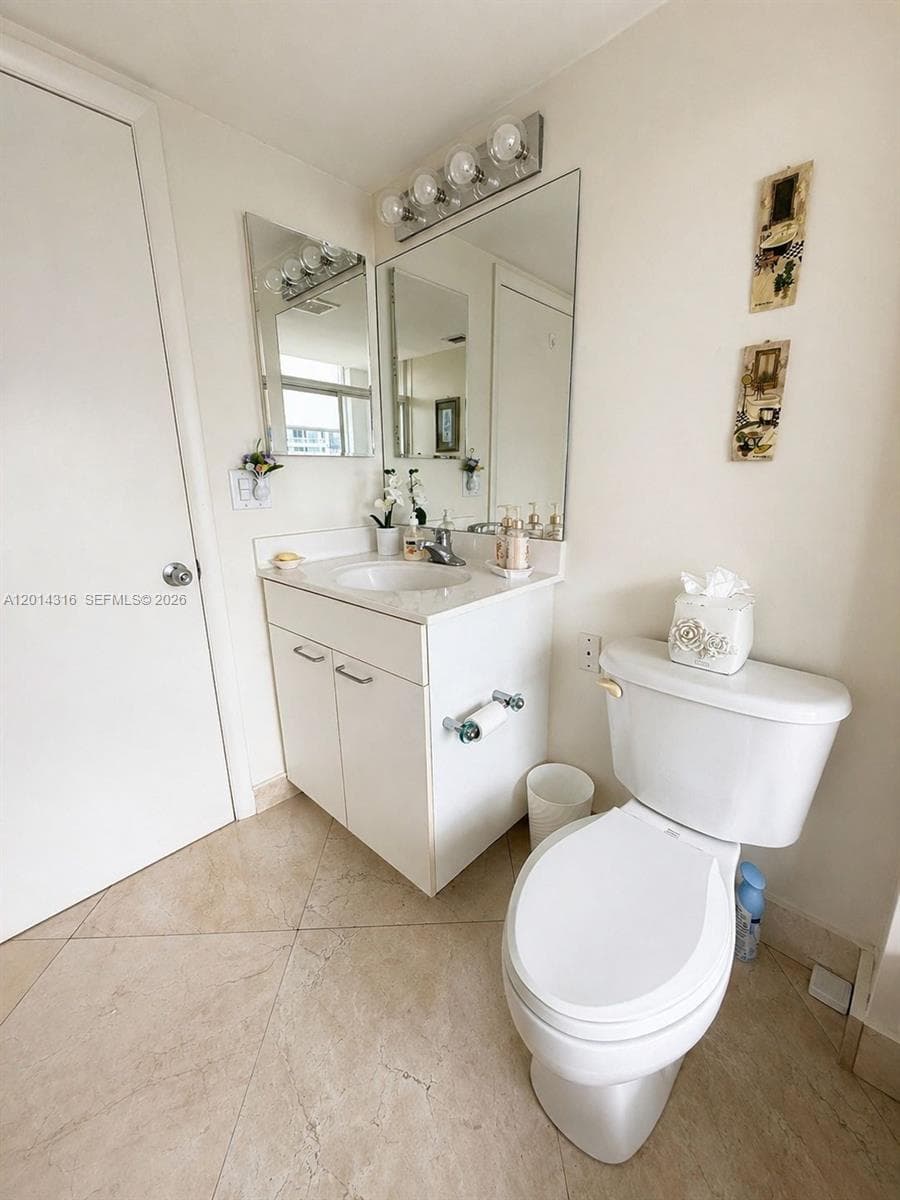 21055 Yacht Club Dr # 2403, Aventura FL 33180 — 21