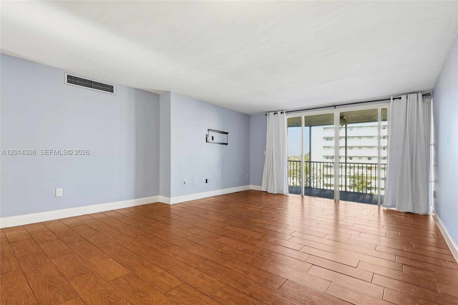1770 NE 191st St # 1, Miami FL 33179 — 9
