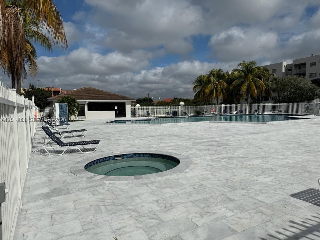 8185 NW 7th St # 205, Miami FL 33126 — 14