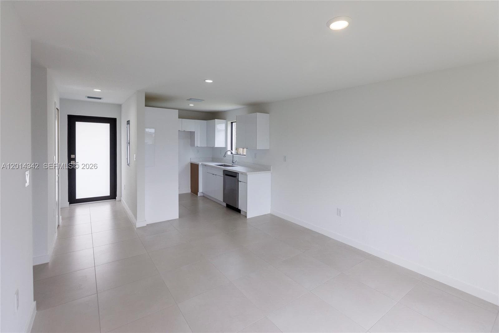9155 NW 32 Ave, Miami FL 33147 — 4