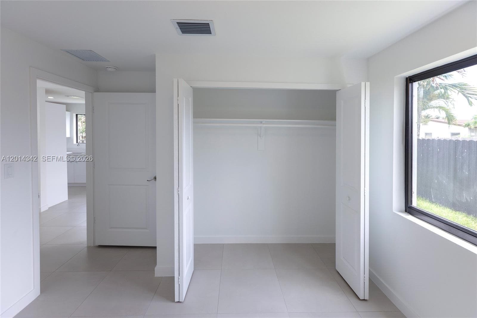 9155 NW 32 Ave, Miami FL 33147 — 8