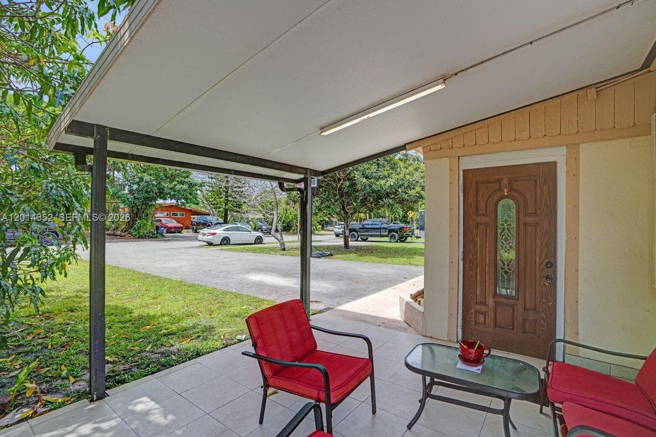 1379 NE 177th St, North Miami Beach FL 33162 — 6