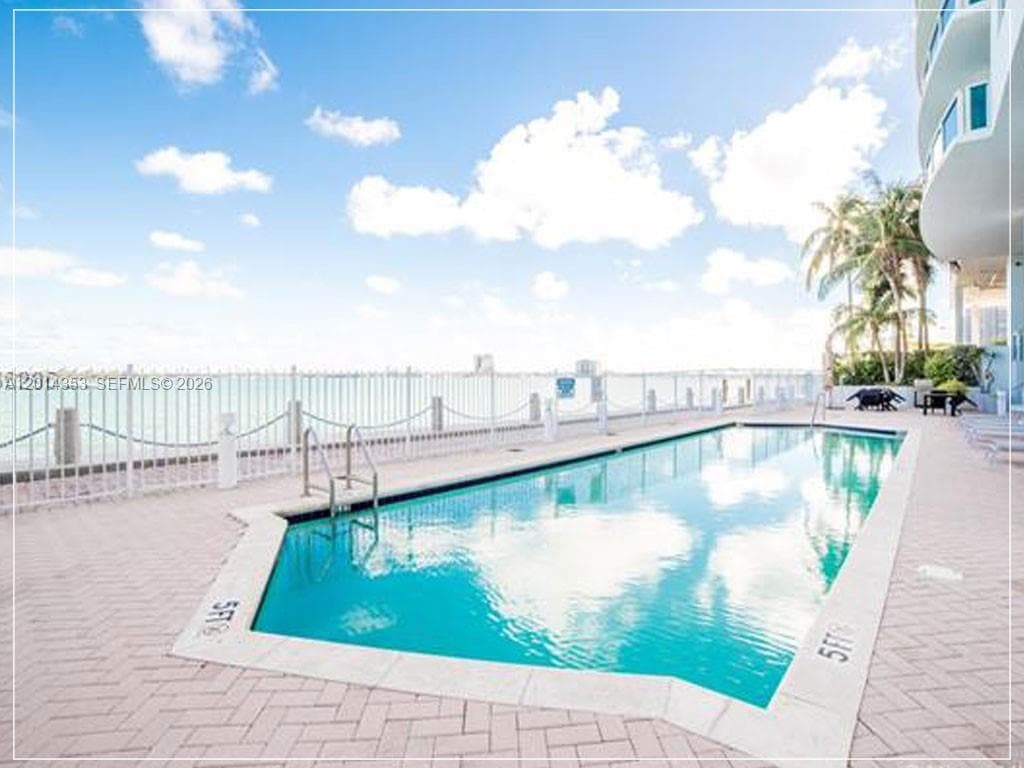 725 NE 22nd St # 16D, Miami FL 33137 — 27